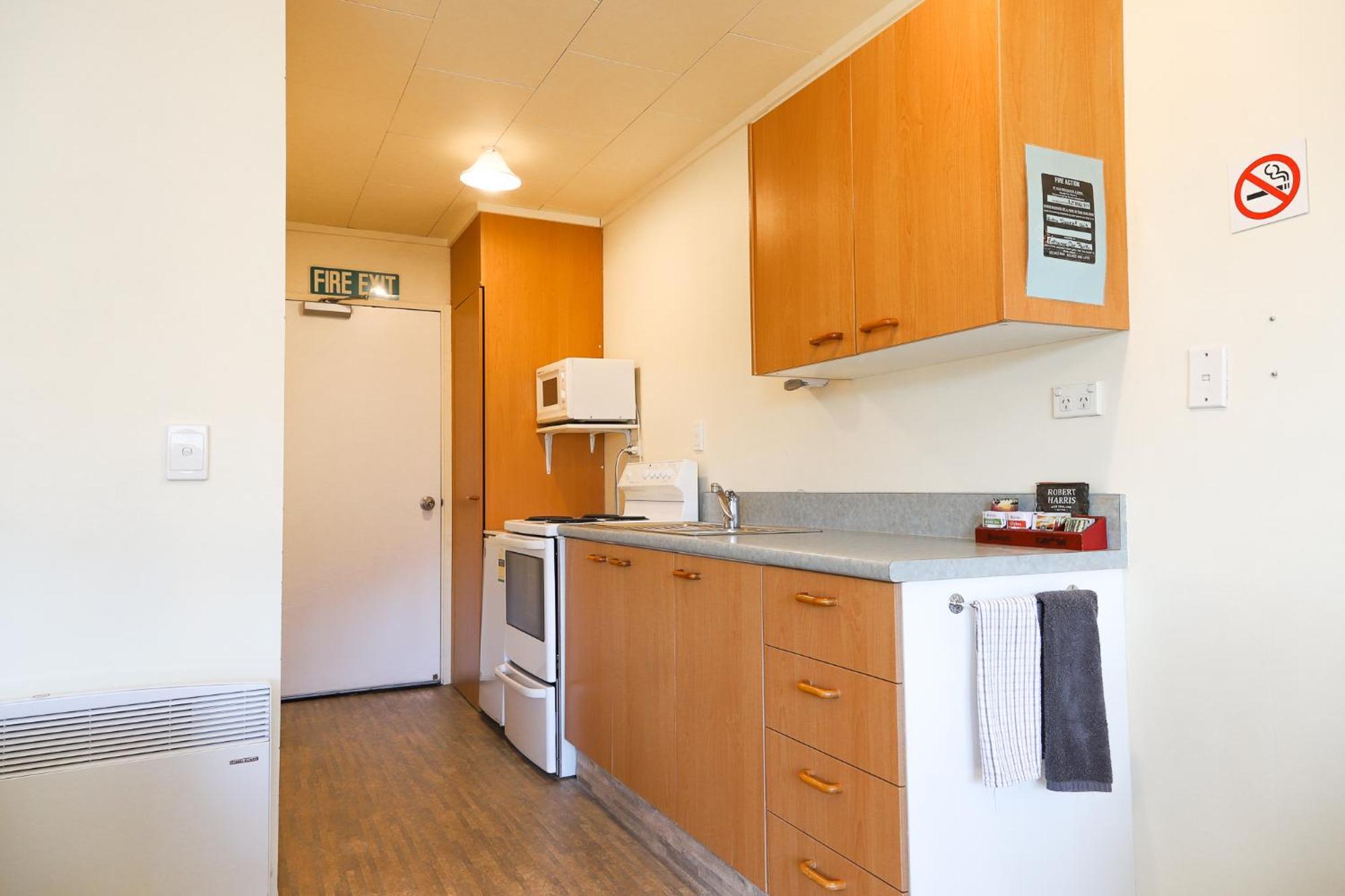 Ride Base Wanaka Apartments Exterior photo