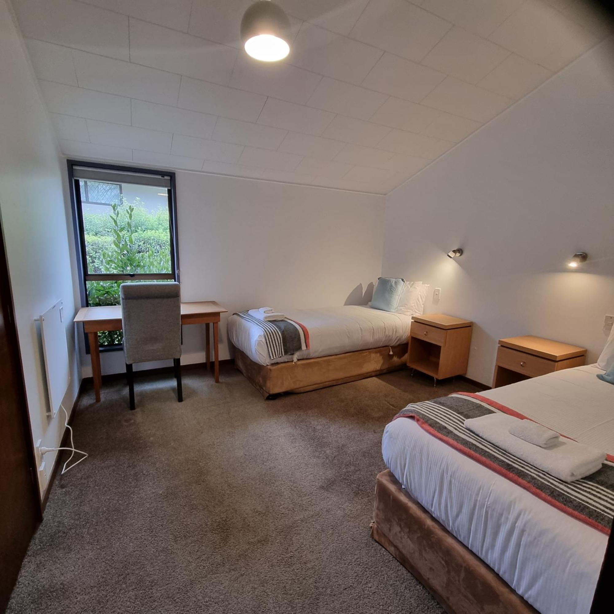 Ride Base Wanaka Apartments Exterior photo